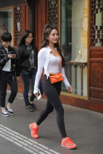 【精选街拍】Vol.3114 运动装黑白搭配 [103P-817MB]